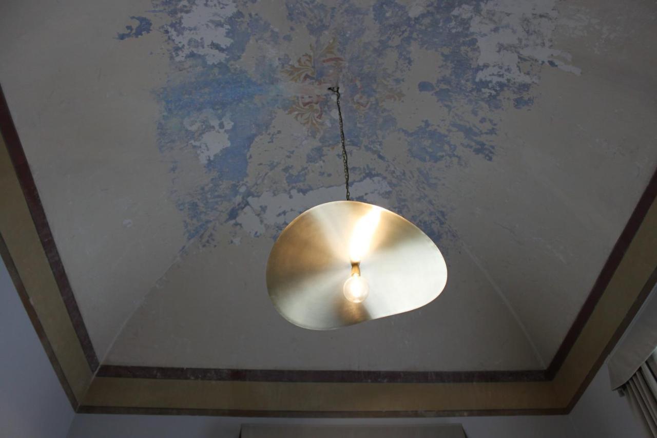 Palazzo Sul Corso-Charming Appartaments Brindisi Eksteriør billede