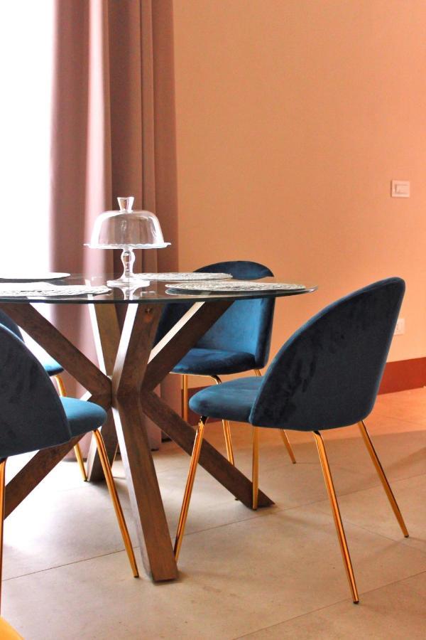 Palazzo Sul Corso-Charming Appartaments Brindisi Eksteriør billede