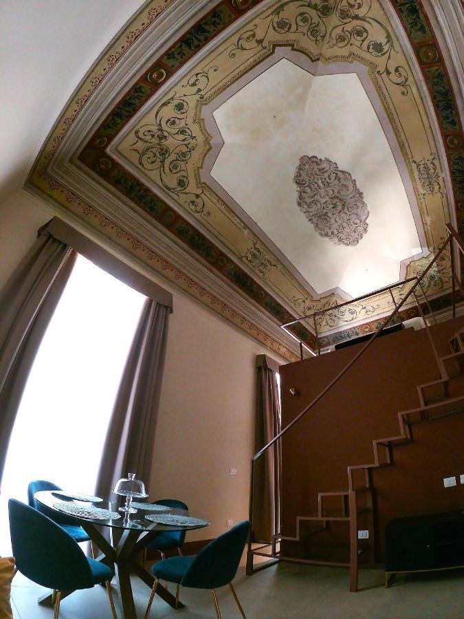 Palazzo Sul Corso-Charming Appartaments Brindisi Eksteriør billede